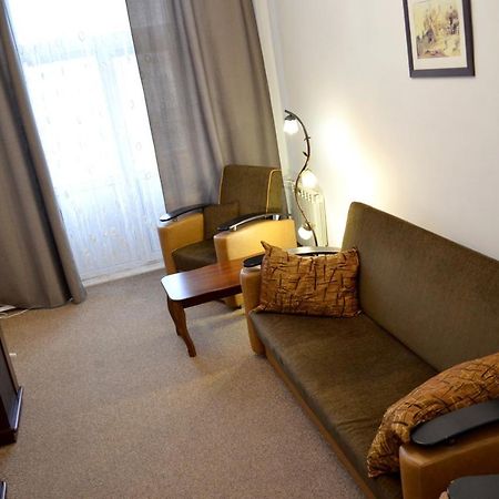 Chapayev Apartments Kijów Zewnętrze zdjęcie