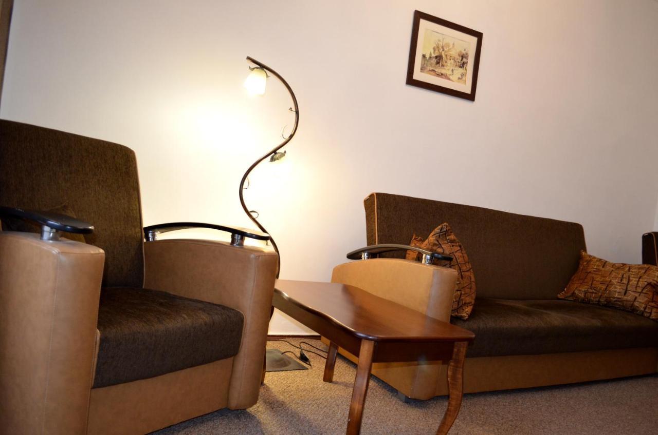 Chapayev Apartments Kijów Zewnętrze zdjęcie