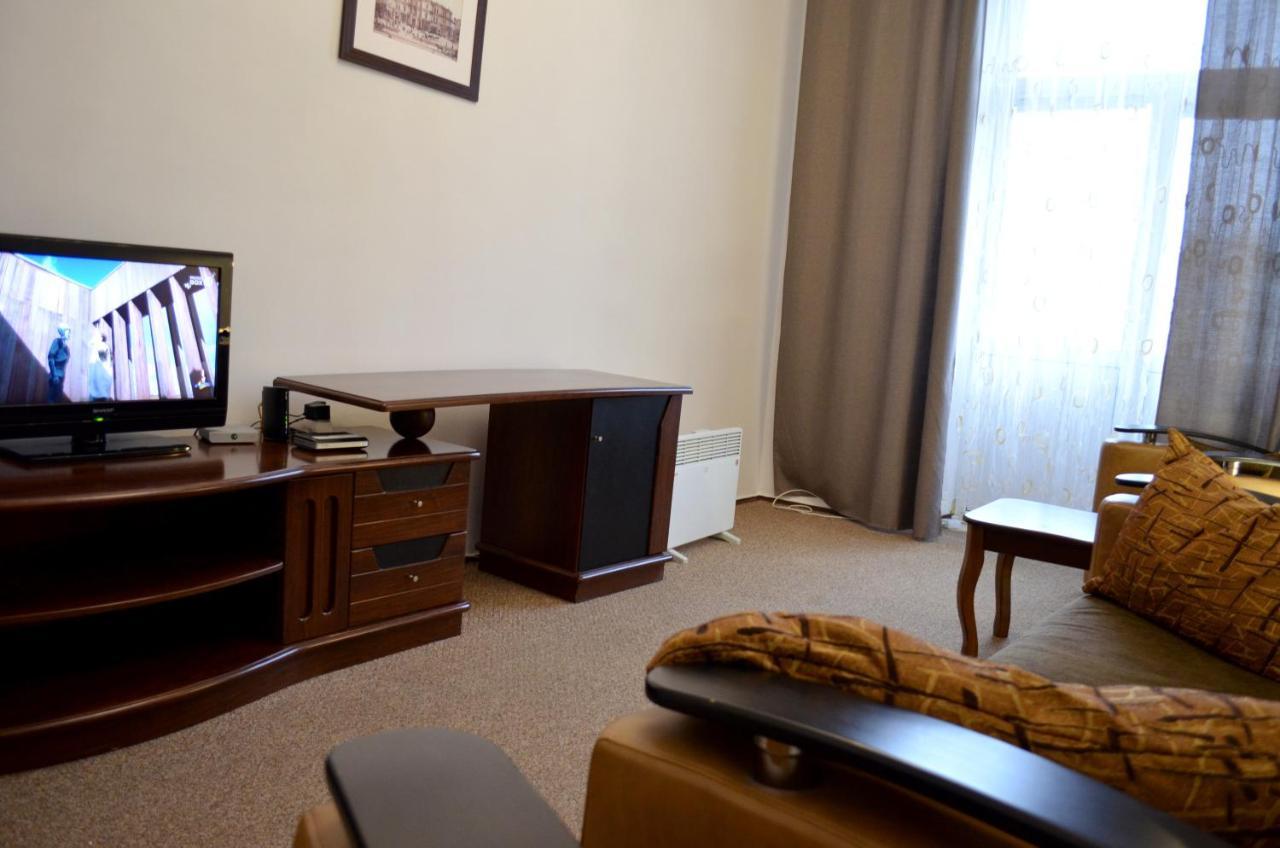 Chapayev Apartments Kijów Zewnętrze zdjęcie